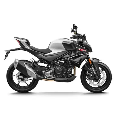 Concessionnaire des véhicules neufs et d'occasion. Sportive CF MOTO 450NK 2025 La 450NK n'est pas se...