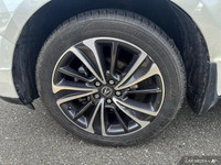 This Acura MDX boasts a Premium Unleaded V-6 3.5 L/212 engine powering this Automatic transmission.... (image 9)