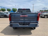 The Sierra Denali elevates the driving experience with driver-focused technologies and handcrafted m... (image 5)