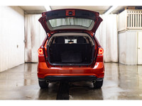 **ONE OWNER - ACCIDENT FREE** 37,904 KM This 2014 Dodge Journey SXT is powered by a 3.6L engine that... (image 9)