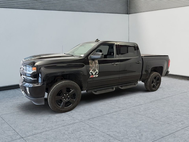 2018 Chevrolet Silverado 1500 LTZ 4WD Z71 offroad 6.2L V8 RealTr in Cars & Trucks in Laval / North Shore - Image 3