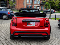 *Lease from $267.88 semi-monthly at 6.29% APR with 10% down.* Single Owner, Accident Free Vehicle. P... (image 4)