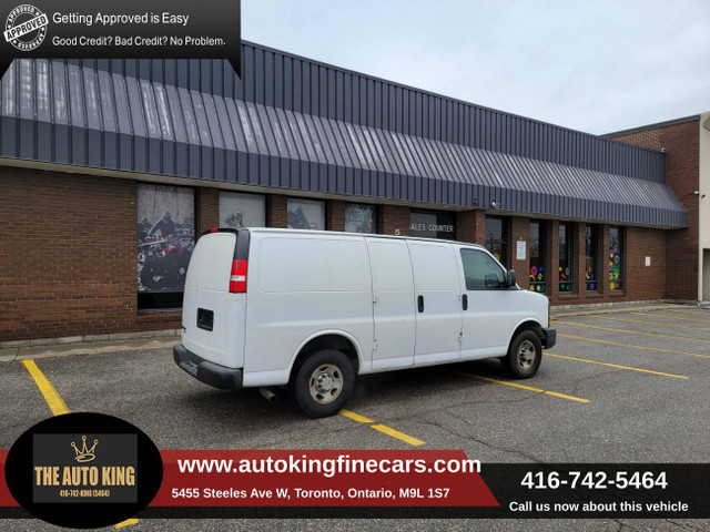 2014 Chevrolet Express Cargo Van 2500 HEAVY DUTY CARGO VAN WITH  in Cars & Trucks in City of Toronto - Image 3