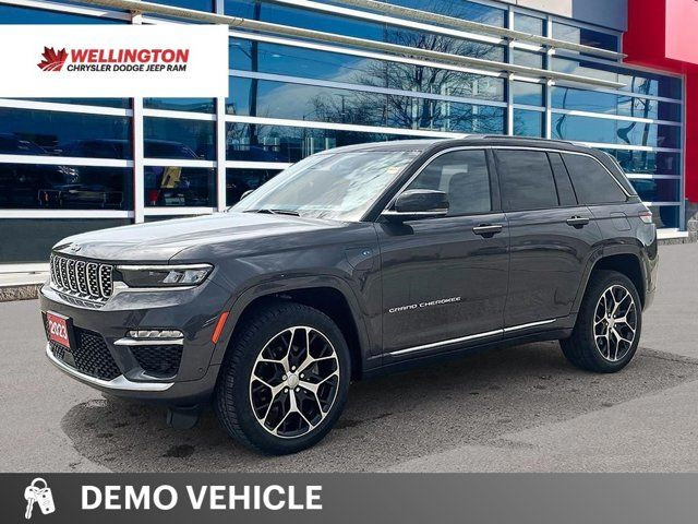 2023 Jeep Grand Cherokee 4xe Summit Reserve | Navigation in Cars & Trucks in Guelph