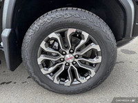 4WD Crew Cab Denali Engine: Turbocharged Gas I4 2.7L/ L/100Km City: 13.6 L/100Km Hwy: 11.0 Safety Eq... (image 9)