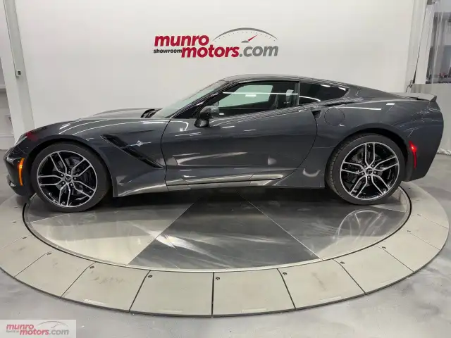 2017 Chevrolet Corvette in Cars & Trucks in Brantford - Image 8