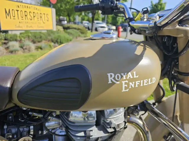 2012 Royal Enfield Classic 500 Desert Storm in Street, Cruisers & Choppers in Chilliwack - Image 5