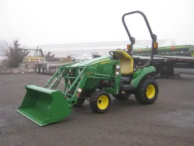 2018, 4 Wheel Drive, Diesel, Hydrostatic Transmission, Loader, 3 Point Hitch, 540 PTO, Excellent Con...
