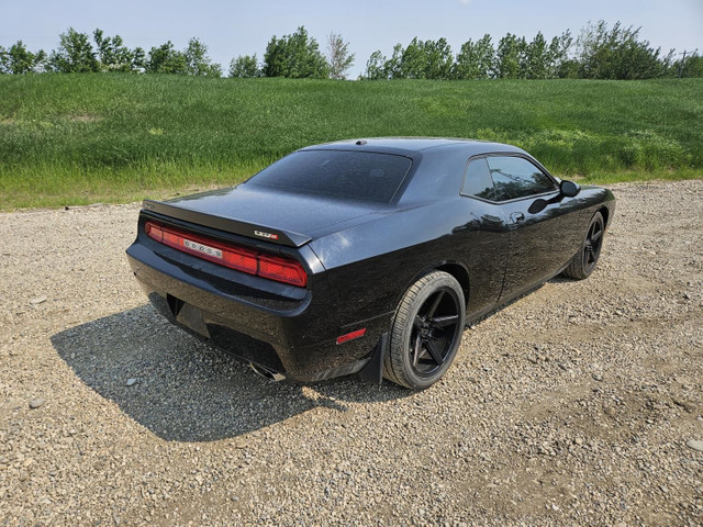 2008 Dodge Challenger in Cars & Trucks in Edmonton - Image 3