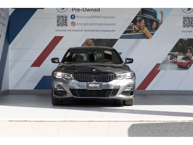 2021 BMW 3 Series 330e xDrive Plug-In Hybrid in Cars & Trucks in Vancouver - Image 3