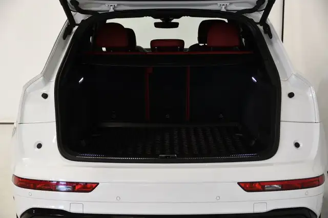 2023 Audi SQ5 Technik  / Black optics / Carplay / 355 HP / Certi in Cars & Trucks in Longueuil / South Shore - Image 10