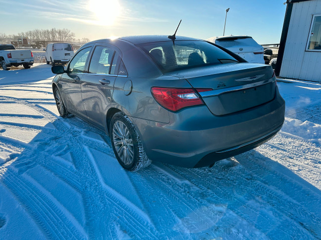 2012 Chrysler 200 Touring - NEW BRAKES AND TIRES!  SALE ONLY $73 in Cars & Trucks in Red Deer - Image 3