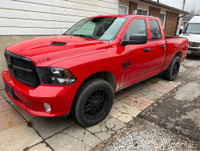 2019 RAM 1500 CLASSIC SPORT WITH CUSTOM ELECTRIC RUNNING BOARDS,