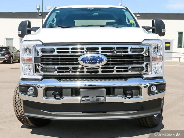 2025 Ford F-350 Super Duty XLT in Cars & Trucks in Edmonton - Image 2