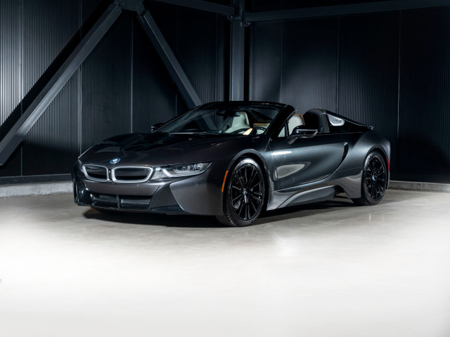 2020 BMW i8 2020 BMW i8 Roadster in Cars & Trucks in Québec City