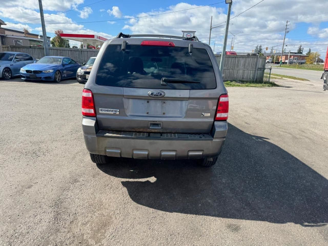 2010 Ford Escape XLT, V6, WELL SERVICED, AS IS in Cars & Trucks in London - Image 4