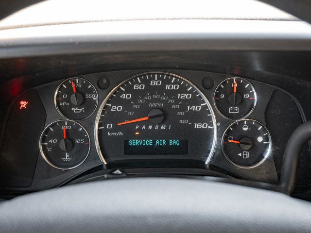 2015 GMC Savana Cargo Van in Cars & Trucks in Barrie - Image 3