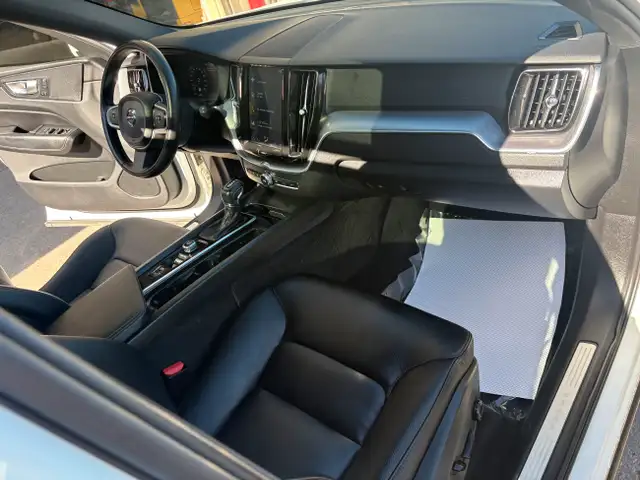 2019 Volvo XC60 Momentum T6 AWD Hail Sale in Cars & Trucks in Calgary - Image 30