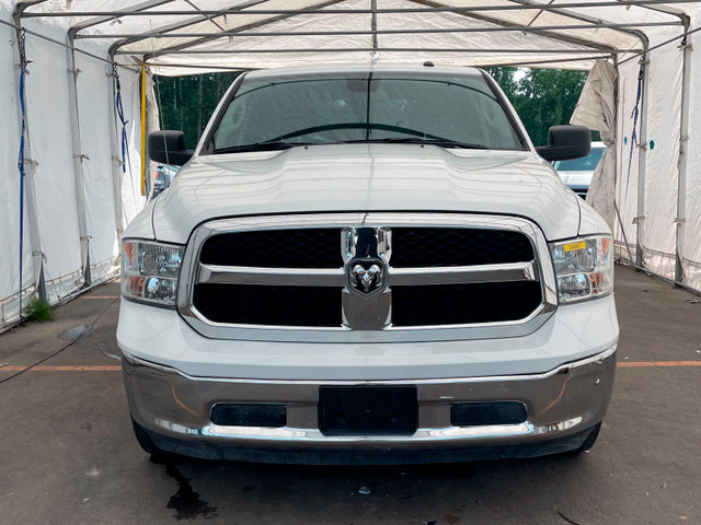 2023 Ram 1500 Classic SLT CREW 4X4 *DEM. DISTANCE* BLUETOOTH *HI in Cars & Trucks in Laurentides - Image 4