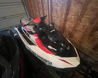 2013 Sea Doo Wake 155HP 4 Stroke - Consignment unit - 38HRS - Excellent shape - dealer maintaned wit...