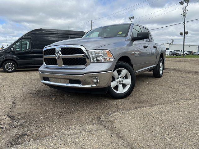 2024 Ram 1500 Classic Tradesman CrewCab 140 | Rem Keyless Entry in Cars & Trucks in Edmonton - Image 2