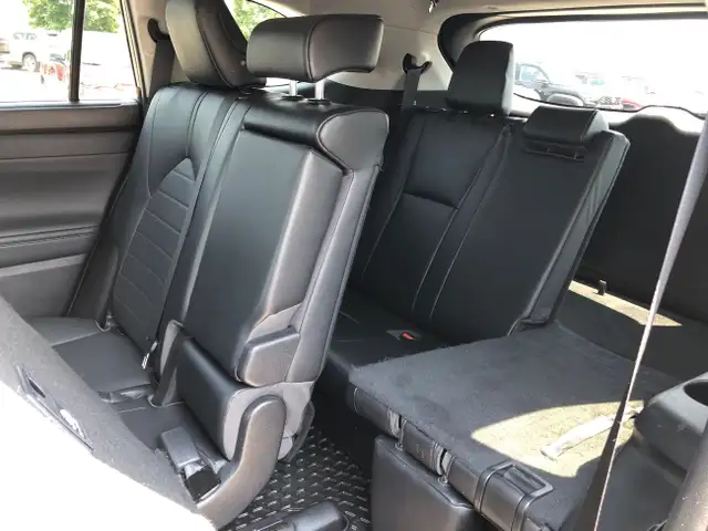 2022 Toyota Highlander XLE AWD in Cars & Trucks in Belleville - Image 24