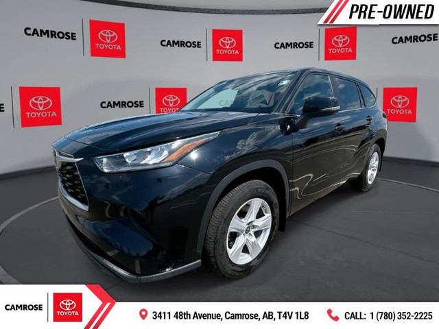 2023 Toyota Highlander LE - Heated Seats - Apple CarPlay in Cars & Trucks in Edmonton