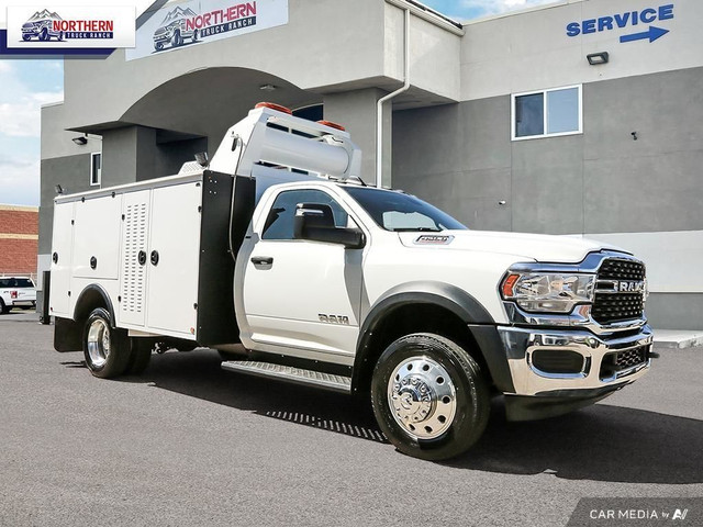2024 RAM 4500 Chassis Tradesman/SLT REGULAR CAB 4X4 SERVICE T... in Cars & Trucks in Edmonton - Image 4