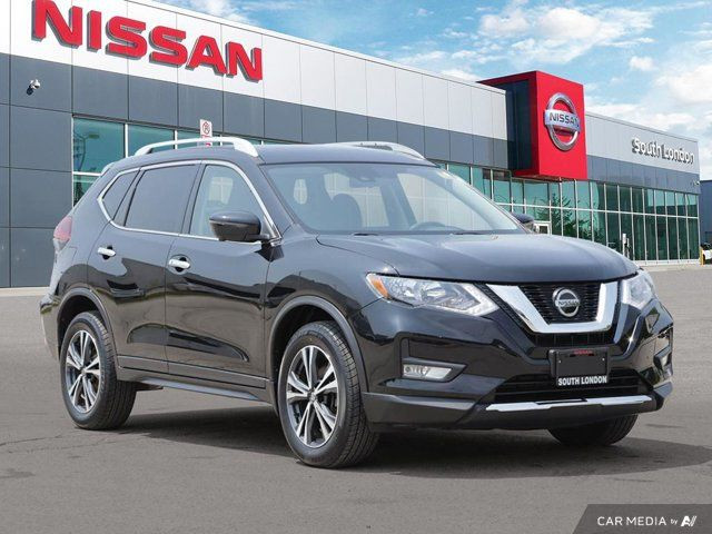 2020 Nissan Rogue SV in Cars & Trucks in London