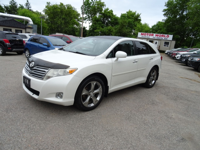 2010 Toyota Venza LIMITED in Cars & Trucks in City of Toronto - Image 2