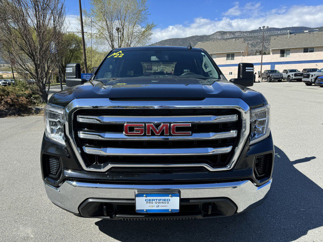 2022 GMC Sierra 1500 Limited SLE in Cars & Trucks in Penticton - Image 2