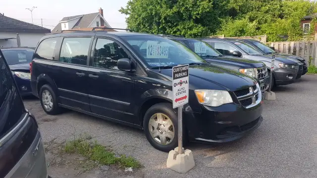 2012 Dodge Grand Caravan SE in Cars & Trucks in Oshawa / Durham Region - Image 3