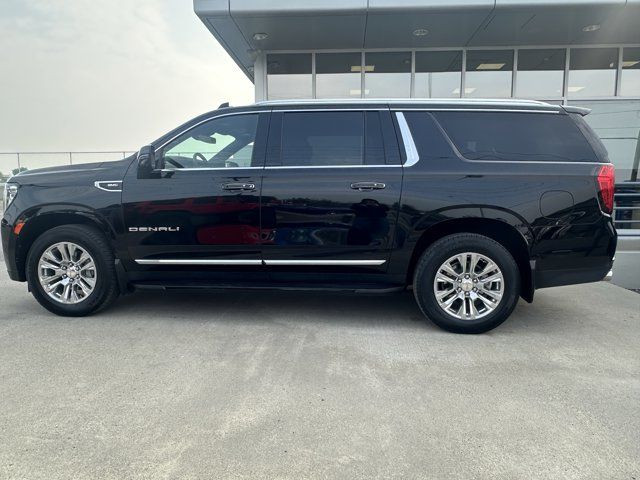 2023 GMC Yukon XL Denali | 6.2L V8 | PANO ROOF | ADAPTIVE in Cars & Trucks in Calgary - Image 2