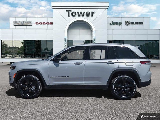 2024 Jeep Grand Cherokee Limited in Cars & Trucks in Calgary - Image 3