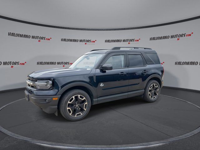 2021 Ford Bronco Sport Outer Banks 4X4 | Heated Seats | in Cars & Trucks in Hamilton - Image 4