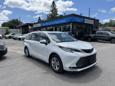 Contact us if you have any questions at 613-317-1941 2.5L LIMITED AWD!!!! SUNROOF. HEATED SEATS. LEA...