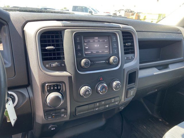 2023 Ram 1500 Classic Express * HEATED SEATS * NEXT TO NEW * in Cars & Trucks in Edmonton - Image 4