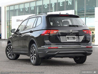 This Volkswagen Tiguan delivers a Intercooled Turbo Regular Unleaded I-4 2.0 L/121 engine powering t... (image 4)