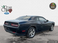- ACCIDENT FREE - HEATED CLOTH SEATS - HEATED STEERING WHEEL - RVERSE SENSORS - SIRIUS SATELLITE RAD... (image 5)