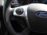 ADVANCED SAFETY FEATURES »» Four-wheel disc brakes for effective stopping power »» Electronic stabil... (image 9)