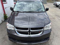 CANADA VALUE PACKAGE | 7 PASSENGER | 3.6L V6 | FUEL EFFICIENT This 2017 Dodge Grand Caravan Canada V... (image 1)