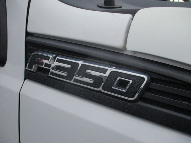 2012 Ford Super Duty F-350 à roues arrière simples KINGCAB F 350 in Cars & Trucks in Laval / North Shore - Image 3