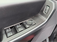 Accident free clean carfax Canadian vehicle with one previous owner in pristine condition with full... (image 6)