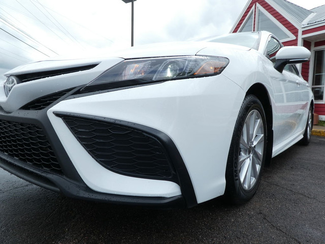  2021 Toyota Camry SE, Back Up Camera, Heated Seats in Cars & Trucks in Moncton - Image 3