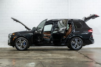 Options Francais: * Ensemble Premium Excellence * Ensemble M Sport * Système Travel and Comfort * To... (image 4)