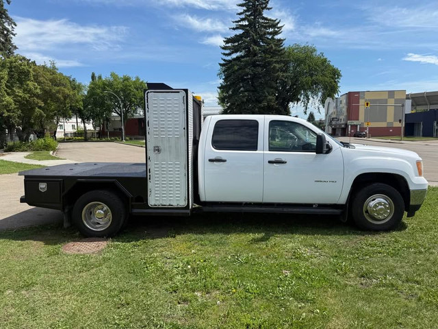 2013 GMC K 3500 SIERRA SLE CREW CAB WELDING TRUCK $32,995 in Cars & Trucks in Edmonton - Image 2
