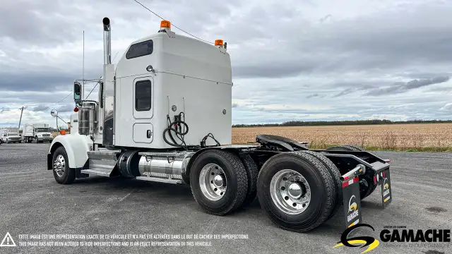 2020 KENWORTH W900L HIGHWAY / SLEEPER TRUCK / TRACTOR in Heavy Trucks in Chilliwack - Image 6