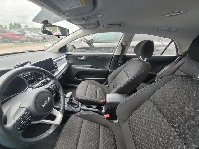2023 Kia Rio 5-door LX Premium | New Arrival |S in Cars & Trucks in Guelph - Image 4