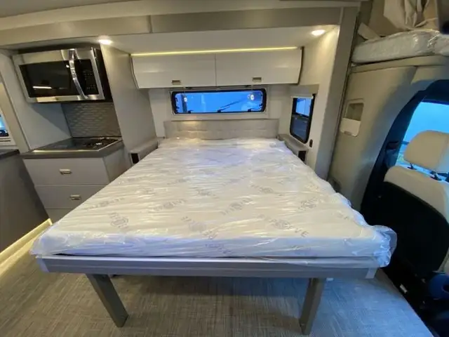2025 Winnebago View 24T in RVs & Motorhomes in Abbotsford - Image 23