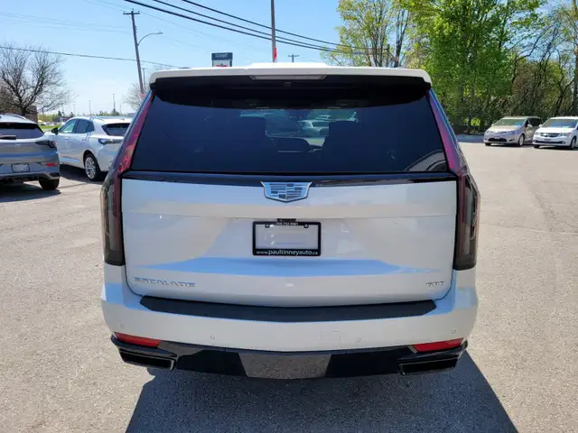 2024 Cadillac Escalade dans Autos et camions dans Peterborough - Image 7
